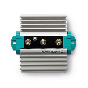 Аккумуляторный разделитель/изолятор Mastervolt BI 702-S 12/24 В, 50/70 А, 157x140x80 мм, 2 разъема с диодным компенсатором (арт. 83007021)
