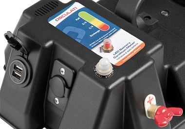 Аккумуляторный ящик 421x245x309мм для АКБ до 105Ач с герметичной розеткой и гнездом USB (арт. 14.547